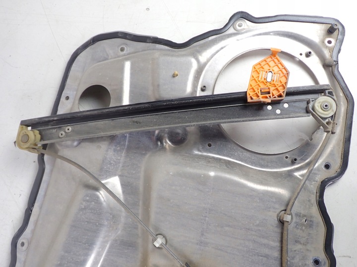 фото №6, Механизм подъёма стёкла правый перед audi s8 d3 5.2 fsi 4e0837850b