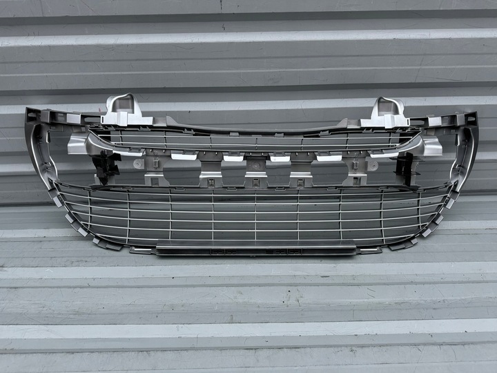 фото №1, Peugeot 308 1 i 07-11r решётка радиатора решётка радиатор перед 9752/4318