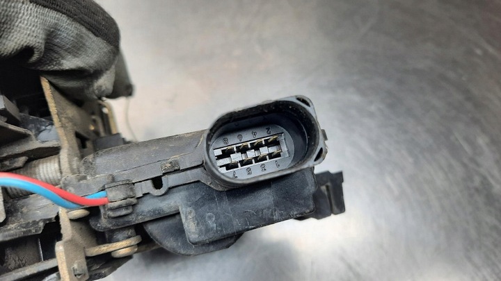 фото №4, Замок двері праві перед skoda octavia i 1.6b 98r 8pin 3b1837016a