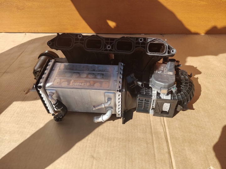 фото №9, Vw audi skoda seat колектор всмоктуючий kpl. 05e129709f