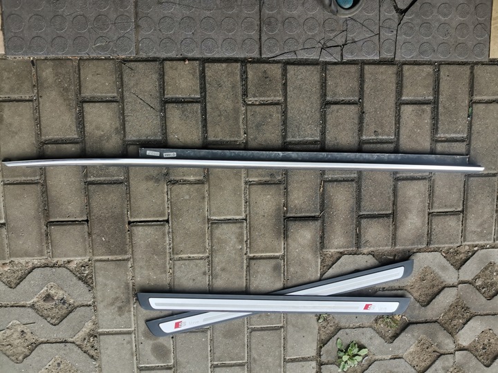 фото №1, A5 8t купе планка накладка правая 8t0853284c