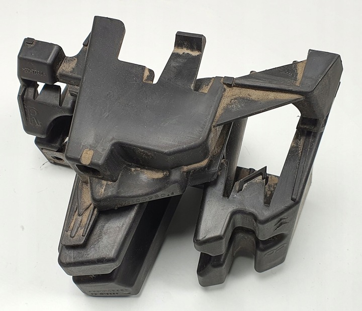 фото №1, Ковзун бампера правий зад citroen c5 x7 9681048380