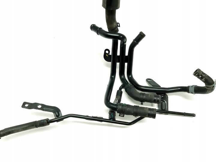 фото №5, Трубка воды магистраль vw golf vii 1.6 tdi clh 04l121064g 5q0121064as