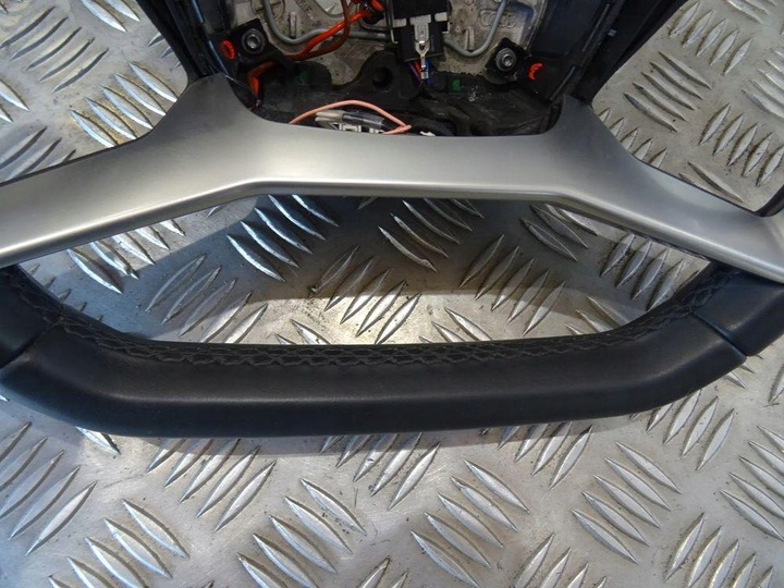 фото №6, Audi q4 e-tron 2022 кермо - jak нова