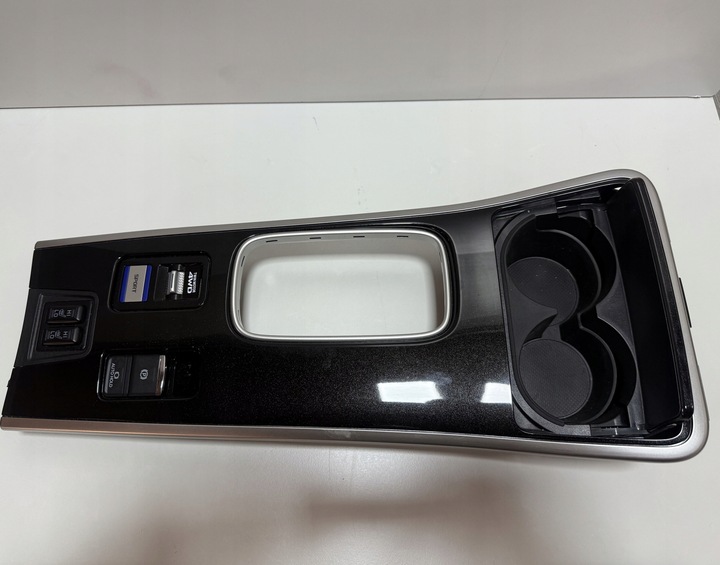 фото №9, Mitsubishi outlander iii накладка туннеля среднего панель 8015a194zz