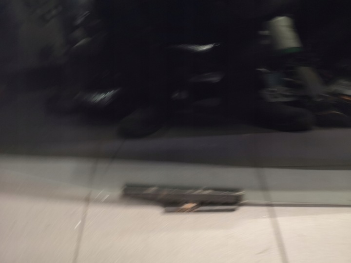 фото №4, Скло двері правий зад audi a8 d2 vsg