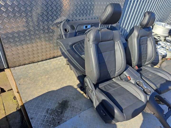 фото №10, Ford mustang gt 5.0 2017 r сидіння диван шкіра