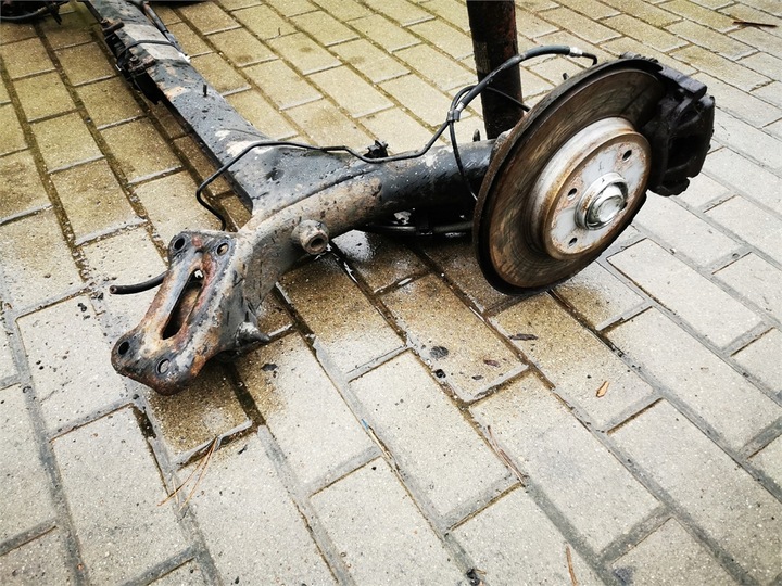 фото №2, Citroen ds4 11-18 балка підвішування вісь зад комплектна