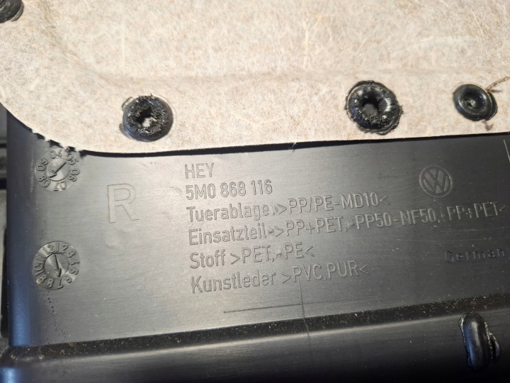 фото №9, Дверная карта (обшивка двери) зад заднее правое vw golf vi 6 plus + 5m 5m0868116