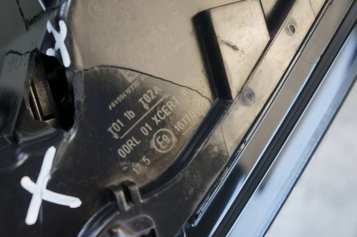 фото №7, Лампа led левая перед передняя audi a3 s3 8v - 8v0941033d uk