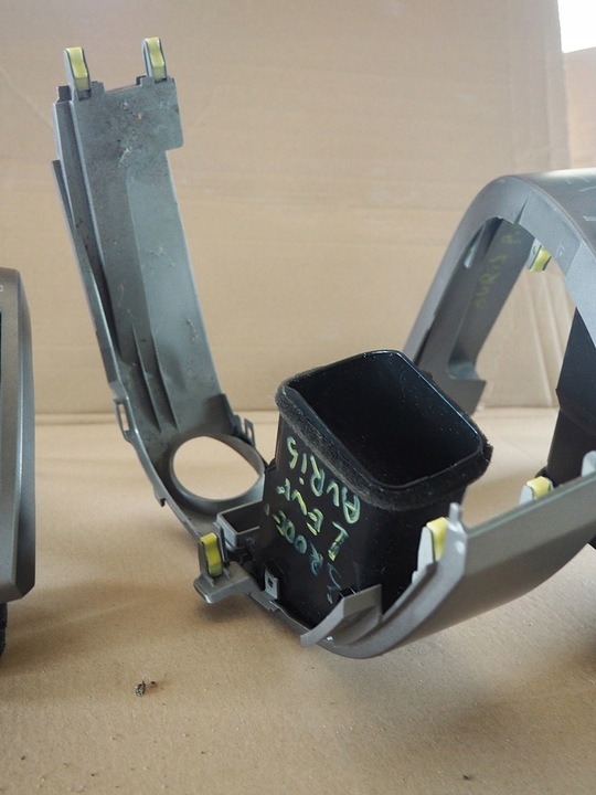 фото №12, Prius ii 2 решітка повітропровід впуск повітря w консолі