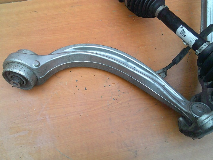 фото №13, Audi q7 ii e-tron sq7 q8 sq8 4m поворотна опора перед ліва 4m0407559 p 4m0407560