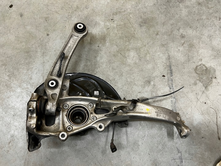 фото №5, Поворотный кулак ступица рычаг перед правый audi sq7 q7 4m