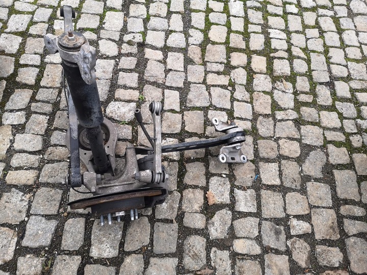 фото №1, Insignia b 2.0 поворотна опора амортизатор праві зад