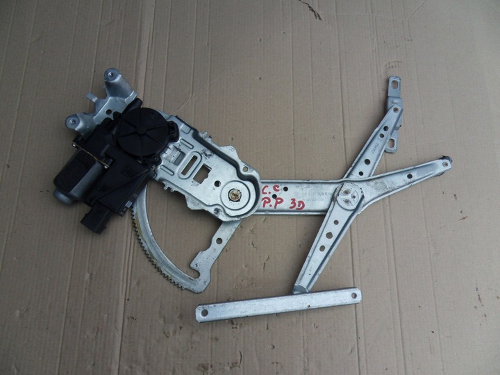 фото №1, Подъемник стекла правые перед corsa c 3d 13173068 rh