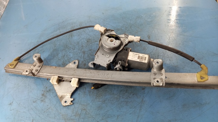 фото №4, Підйомник праве перед nissan note 1.4b 06r