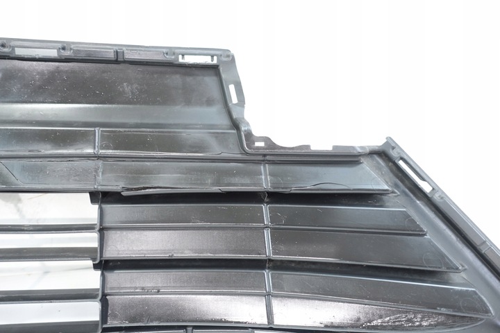 фото №13, Toyota rav4 iv рестайлинг 2015- решётка решётка средняя бампера перед 53113-42080