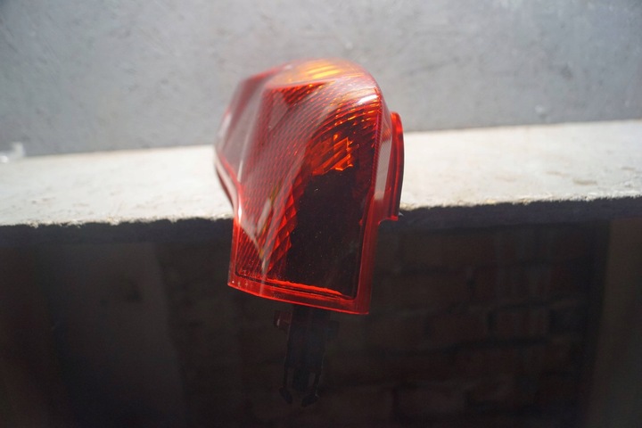 фото №10, Nissan note e11 рестайлінг лампа правий зад s1819 uk