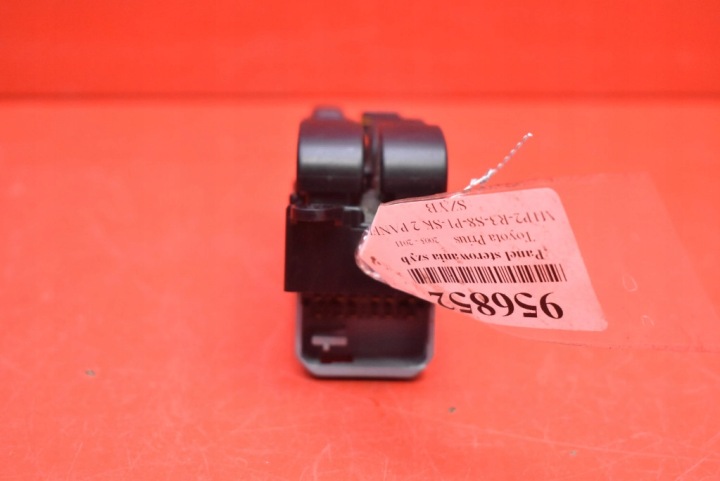фото №5, Панель керування скло eu 84820-47021 toyota prius 2 ii xw20 03-11