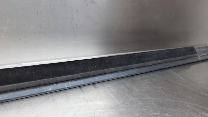фото №9, Планка накладка двері зад ліва 31848055 volvo s90 v90