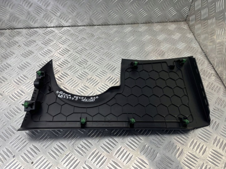 фото №8, Bmw (oem) 6823172 1' f40 защита панели распределительной
