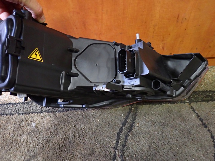 фото №11, Лампа ліва bi-xenon +led audi a1 8x 2010-2015