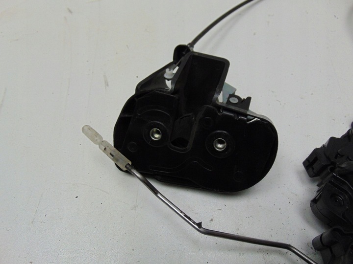 фото №9, Замок дверь раздвижных боковых правые vw transporter t5 рестайлинг 7h0843654dh