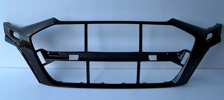 фото №1, Решётка решётка радиатора рамка audi rs3 8y0 8y0807725