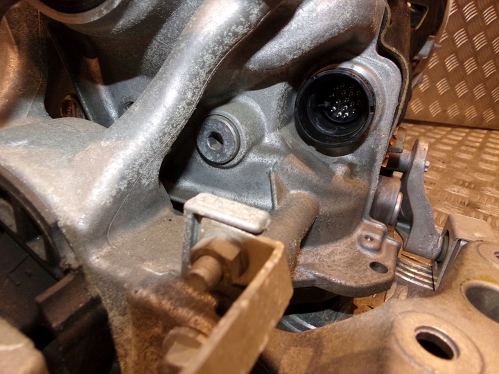 фото №8, Bmw g12 4.0li автоматическая коробка передач коробки передач 7952771 ga8hp50z-wbj