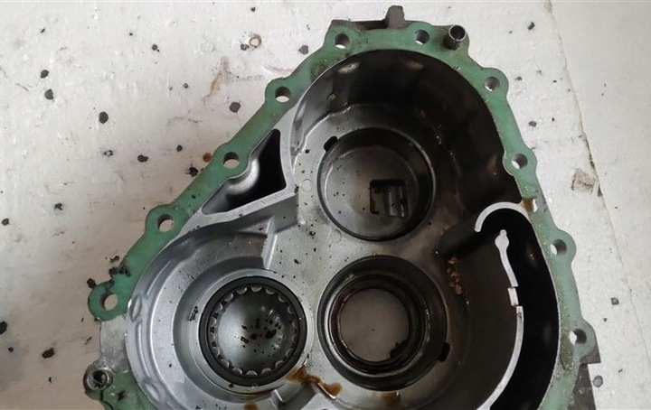 фото №7, Корпус коробки коробки передач vw audi skoda superb kmx dsg 6 2.0 tdi 02e301103