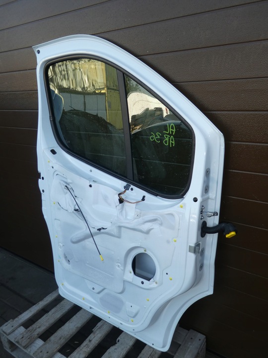 фото №16, Дверь передние левая trafic ii vivaro primastar комплектные белый