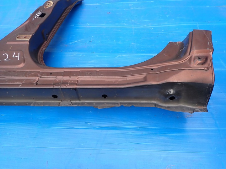 фото №4, Avensis t27 09-15 універсал поріг лівий