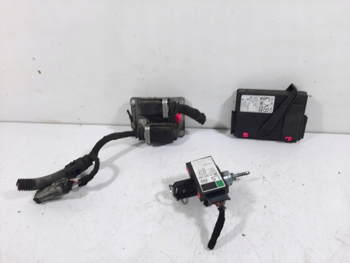 фото №1, Opel corsa c 1.2 16v 02r набор стартовый блок управления двигателя 24443796 ax