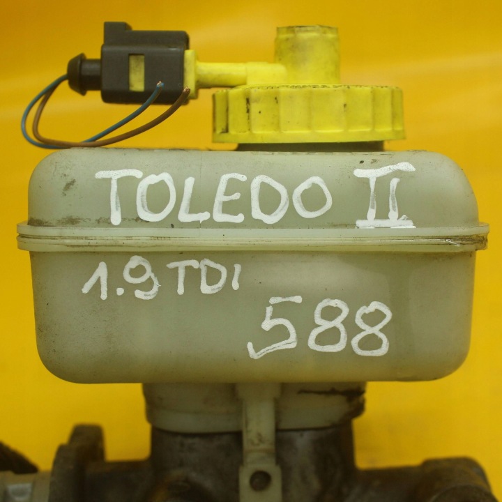фото №13, Головний гальмівний циліндр бачок seat toledo ii 21027099 1.9 tdi vw audi skoda