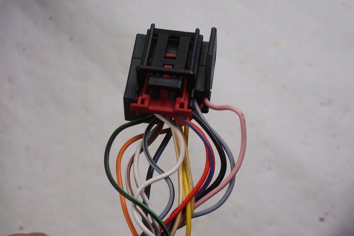 фото №12, Зеркало правые skoda superb b6 15 pin 3t0857934 eu