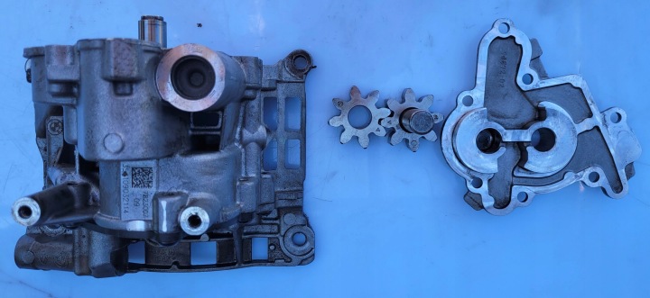 фото №1, Насос масла bmw f20 f21 mini r55 r56 r57 r58 r59 r60 r61 n47d20c 2.0d 78230