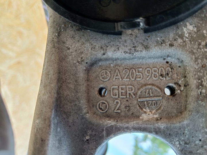 фото №8, Mercedes w205 c63 amg sedan подвешивание правые зад поворотный кулак рычаг полуось