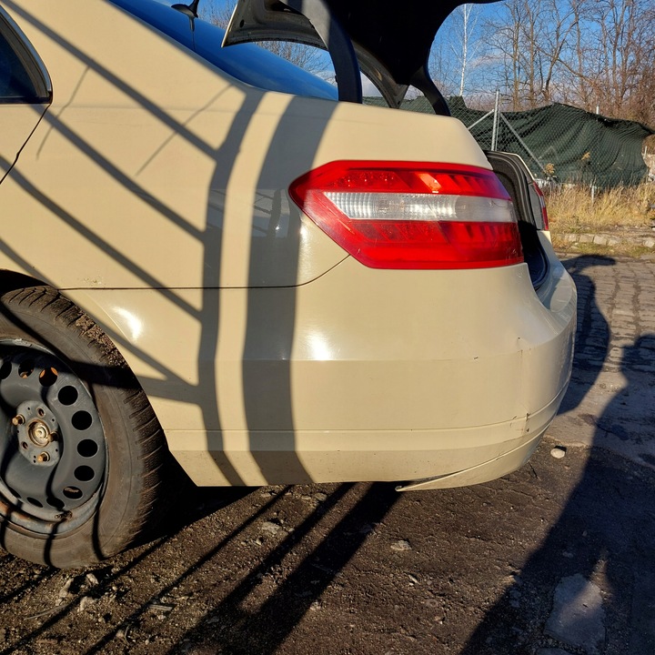 фото №8, Mercedes e-klasa w212 sedan бампер задний код краски c623