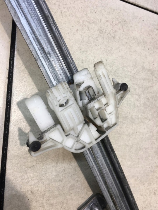 фото №12, Подъемник стекла правые перед 807 1485311080