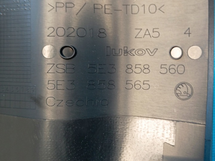 фото №14, Skoda octavia iv combi 1,5tsi 110kw 2021r защита колонки спидометра 5e3858565