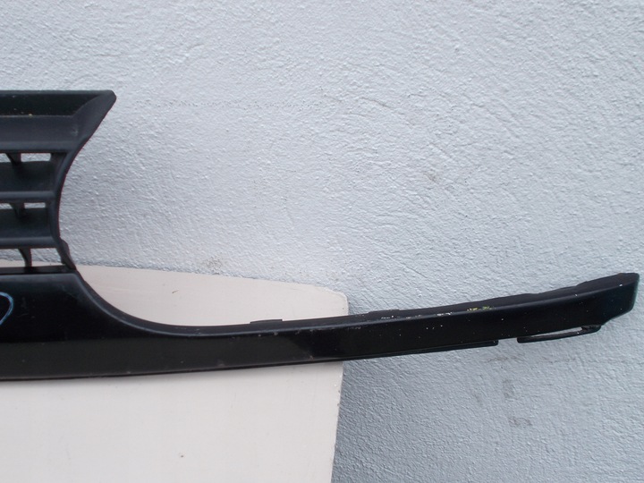 фото №6, Решітка решітка радіатора знак vw golf iii 3 оригінальна