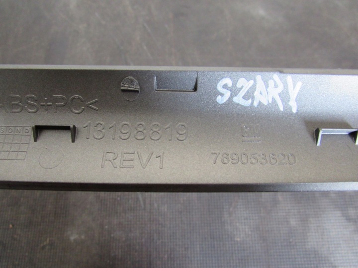 фото №10, Dekor молдинг панели opel vectra c 02-08r 13198819