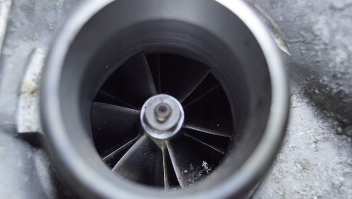 фото №5, Турбонагнетатель audi a4 b8 a5 2.0 tdi 03l145721a