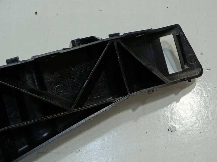 фото №9, Ползун бампера правый зад seat ibiza mk4 6j4807378b