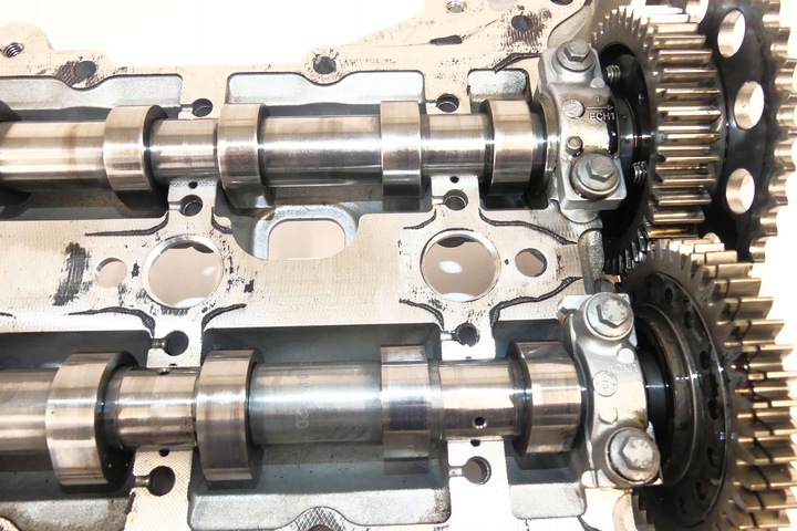 фото №8, Renault trafic iii 2.0 синий dci euro6 валы распределительный вал + крышка клапанов