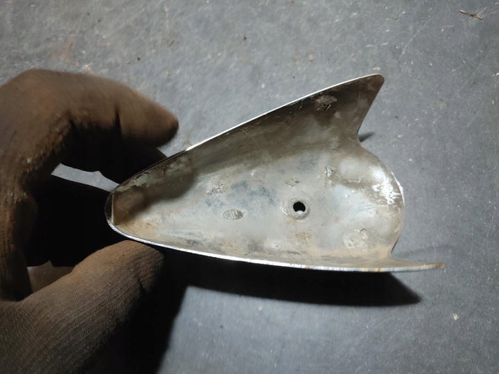 фото №10, Автомобіль zabytkowy gaz wołga trabant skoda лампа зад задня основа рамка