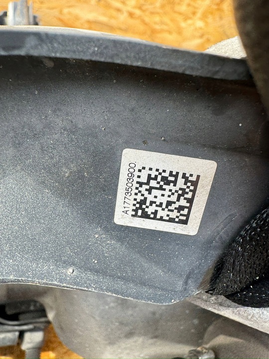 фото №8, Підвішування зад вісь задня візок поворотна опора диференціал mercedes gla 247 45amg 22r