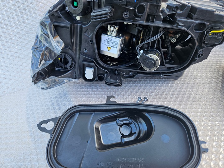 фото №13, Volvo s60 v60 13-18 лампа ксенон перед левая правая новая valeo комплектная