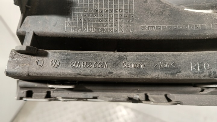 фото №12, Решітка vw passat b7 3aa highline 10-14 3aa853666a оригінал блиск права