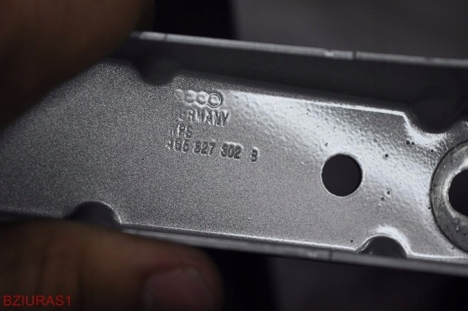 фото №6, Петля кришки праві audi a6 c7 fl 4g5827302b